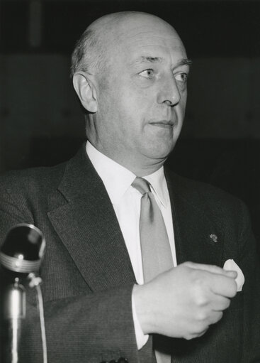 Commissioner Sicco MANSHOLT in Common Parliamentary Assembly in january 1959