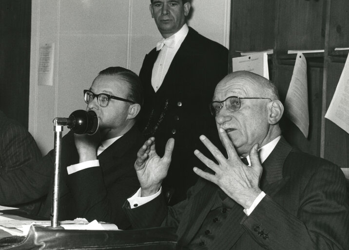 Press Conference of Robert SCHUMAN: Common Parliamentary Assembly in january 1959