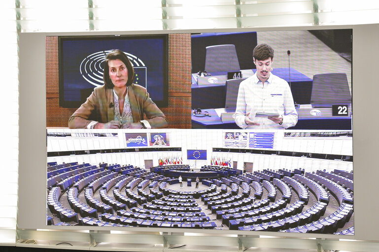 Euroscola Online "A Young European Green Deal"