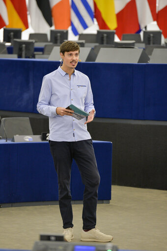 Foto 6: Euroscola Online "A Young European Green Deal"