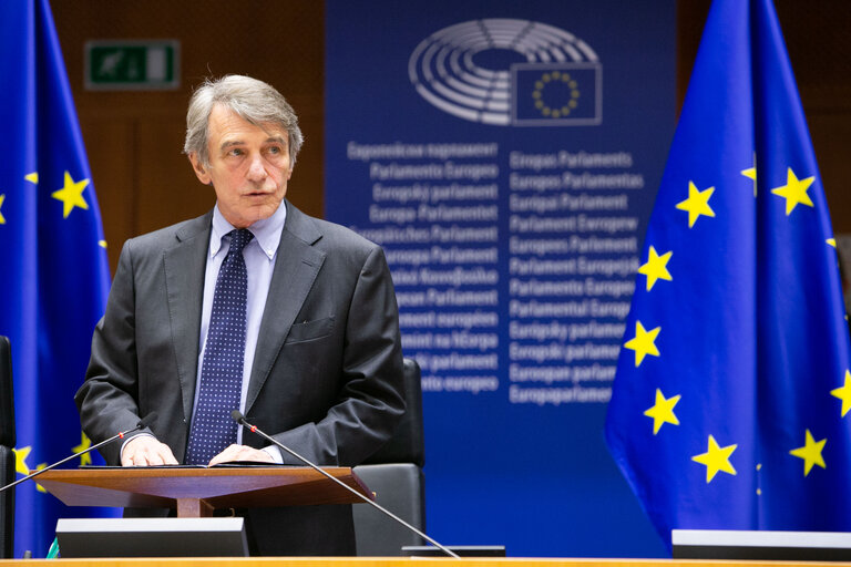 EP plenary session.- Resumption of session and order of business