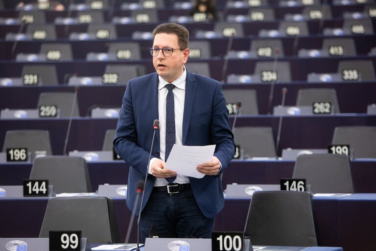 Photo 21 : EP Plenary session - One-minute speeches