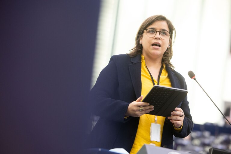 Photo 17 : EP Plenary session - One-minute speeches