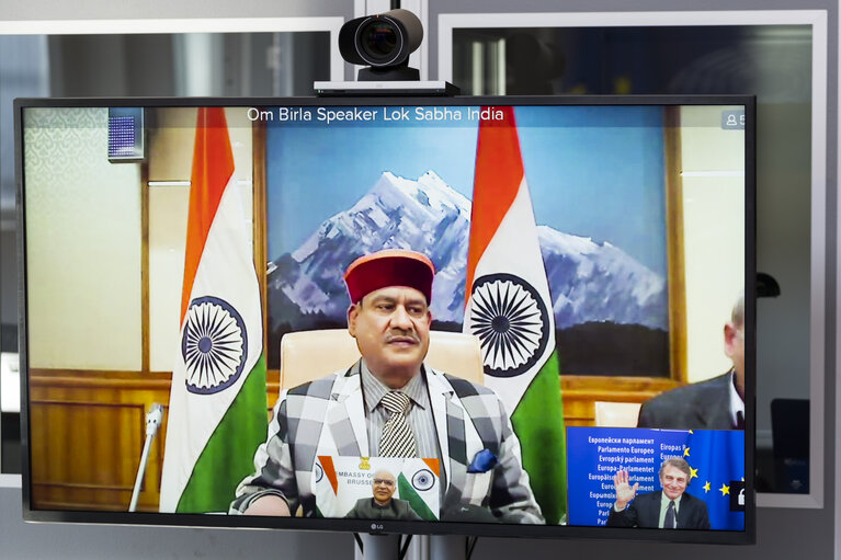 Fotogrāfija 3: David SASSOLI, EP President in video meeting with Shri Om BIRLA, Speaker of the Lok Sabha, Indian Parliament.