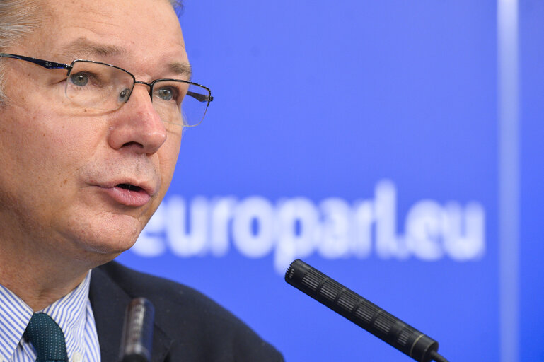 Nuotrauka 8: Briefing of the Green/ EFA group ahead of the plenary session