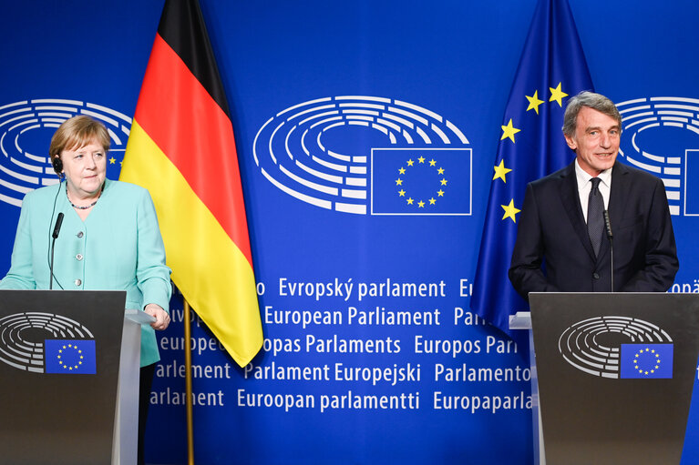 Photo 11 : Official visit of Angela MERKEL, German Chancellor for the Presentation of the programme of activities of the German Presidency - Statement