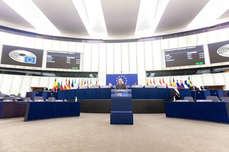 EP Plenary session - Guidelines for the 2023 budget – Section III