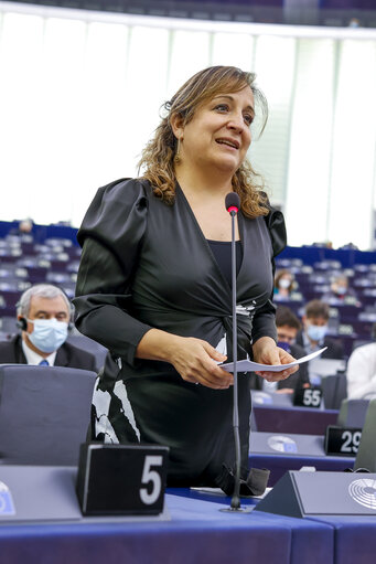 Fotografie 1: EP Plenary session - Question Time to Ursula von der LEYEN, President of the European Commission - Two years on, implementation of the political priorities