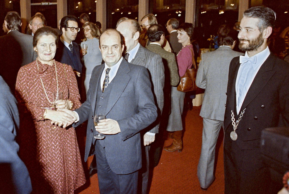 Reception following the Accession of Greece to the EU in January 1981