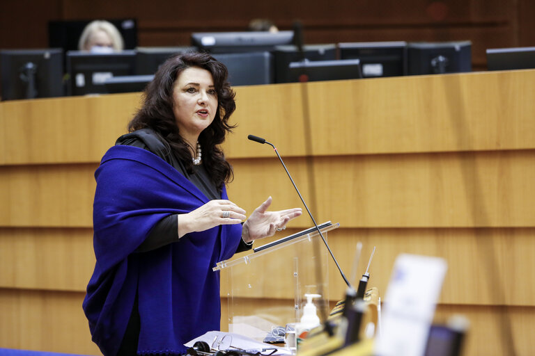 Снимка 3: EP Plenary session - The need for a dedicated Council configuration on gender equality