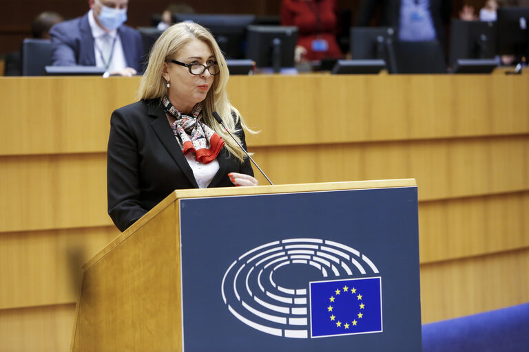 Fotografija 10: EP Plenary session - The need for a dedicated Council configuration on gender equality