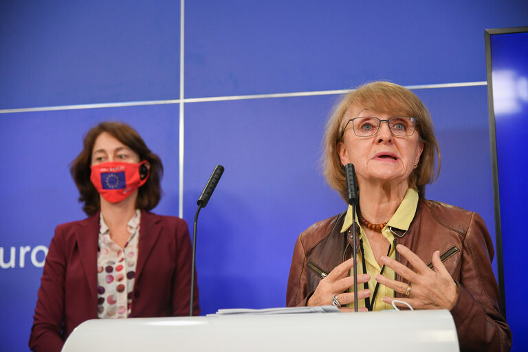 Foto 12: Press conference on Mandatory Transparency Register