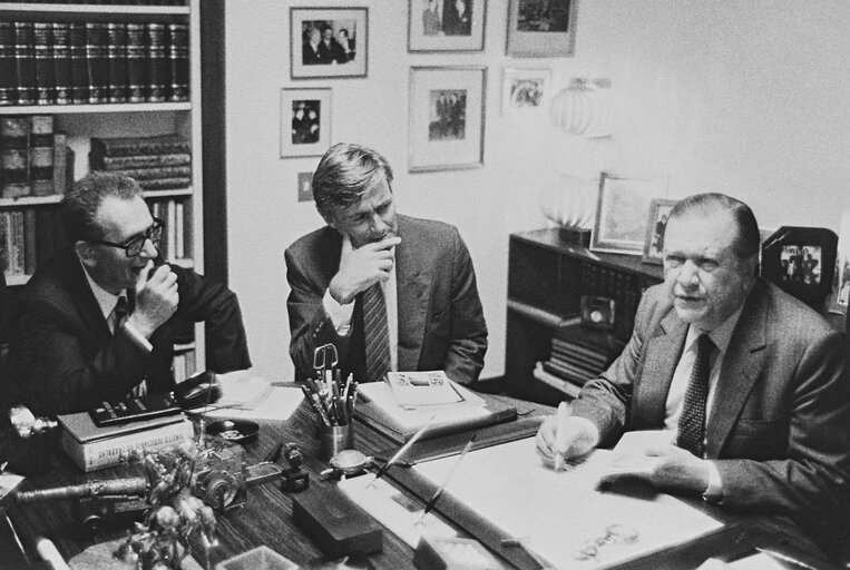 Fotografie 10: 10th meeting of the Latino-American Parliamentary Assembly - Parlamento Latinoamericano - in Bogota, Colombia from 22 to 25 August 1982