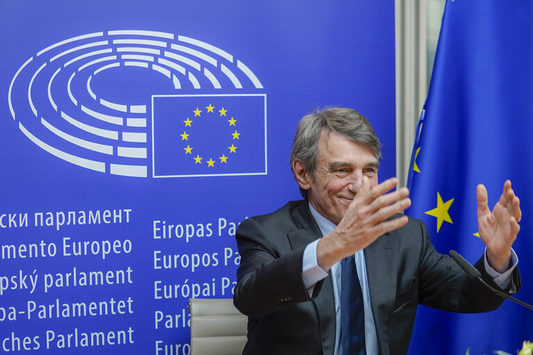 Fotografia 4: David SASSOLI, EP President in video meeting with Aleksander Ceferin, UEFA President.