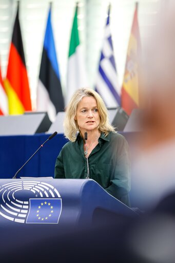 Fotografi 25: EP Plenary session - Conclusions of the European Council meeting of 24-25 March 2022: including the latest developments of the war against Ukraine and the EU sanctions against Russia and their implementation