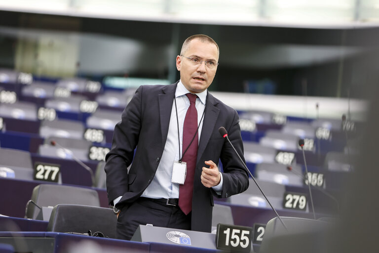 Fotografi 12: EP Plenary session - Conclusions of the European Council meeting of 24-25 March 2022: including the latest developments of the war against Ukraine and the EU sanctions against Russia and their implementation