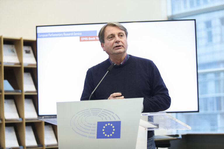 The European Parliament Administration: Strategy and working methods