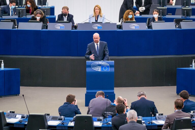 Foto 8: EP Plenary session - Key debate - Conclusions of the European Council meeting of 24-25 March 2022 - including the latest developments of the war against Ukraine and the EU sanctions against Russia and their implementation