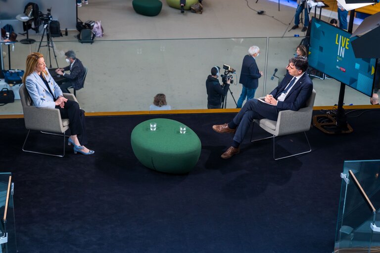 Foto 1: Interview of Roberta METSOLA, EP President by SKY TG24