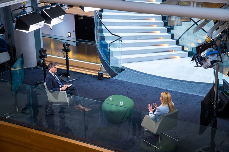 Foto 5: Interview of Roberta METSOLA, EP President by SKY TG24