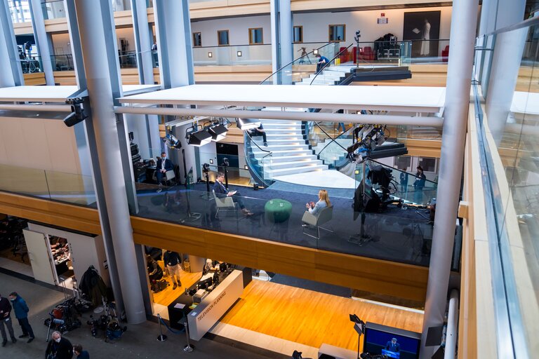 Foto 8: Interview of Roberta METSOLA, EP President by SKY TG24