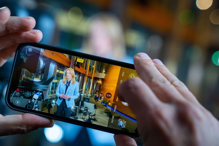 Photo 1: Interview live of Roberta METSOLA, EP President by TV Channel RAI