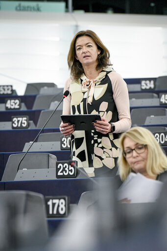 Fotagrafa 7: EP Plenary session - Commission statement - Cross-border organised crime and its impact on free movement