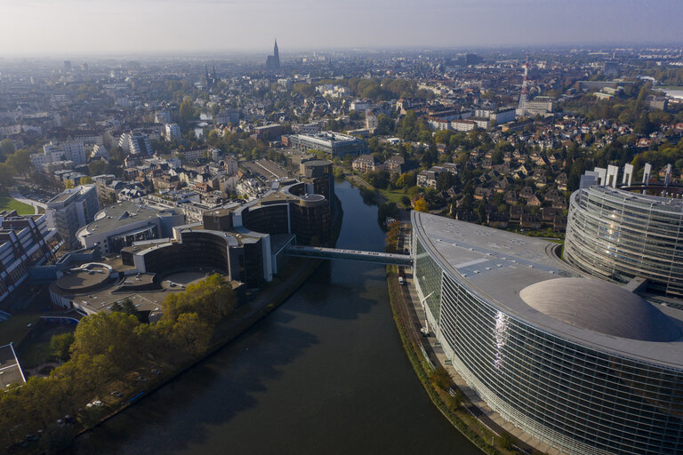 Foto 22: Aerial view of the EP building in Strasbourg