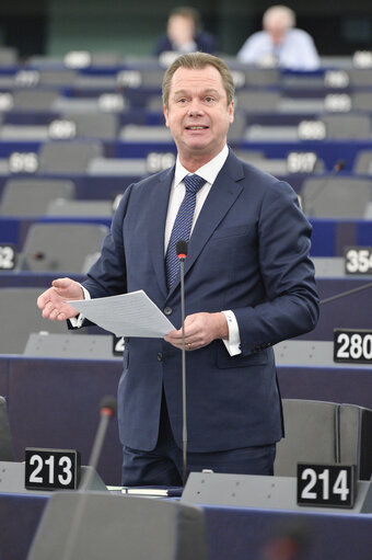 Foto 38: EP Plenary session - Situation in Iran and Iraq following recent escalations