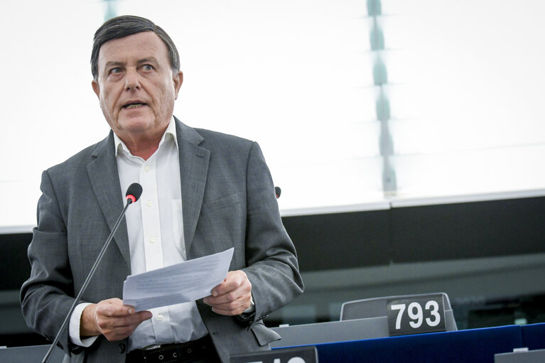 Zdjęcie 7: Alfred SANT in the EP in Strasbourg