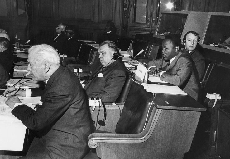 Foto 13: Parliamentary Conference of the Association between the European Economic Community and the African and Malagasy states associated in Hamburg in January 1970