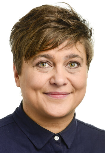 Fotografie 7: Silvia MODIG official portrait - 9th Parliamentary term