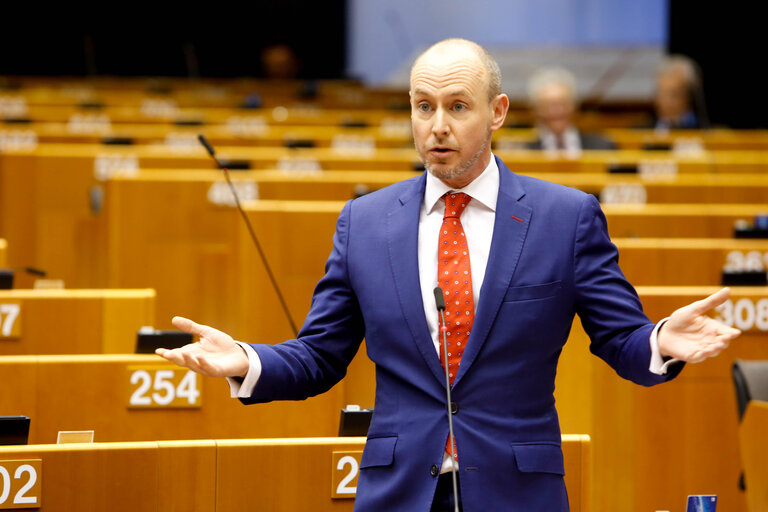 Fotogrāfija 5: EP Plenary session - Withdrawal Agreement of the United Kingdom of Great Britain and Northern Ireland from the European Union andthe European Atomic Energy Community