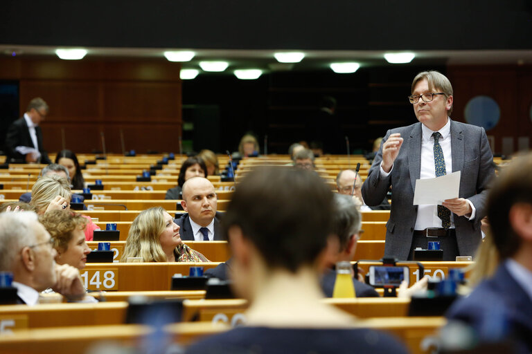 Fotogrāfija 8: EP Plenary session - Withdrawal Agreement of the United Kingdom of Great Britain and Northern Ireland from the European Union andthe European Atomic Energy Community