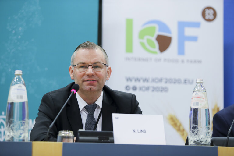 Photo 8: Smart farming: digitalisation of agriculture & vision for the new CAP