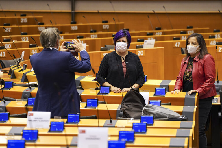 EP Plenary session -Final vote on co-signed MR - New MFF, own resources and Recovery plan