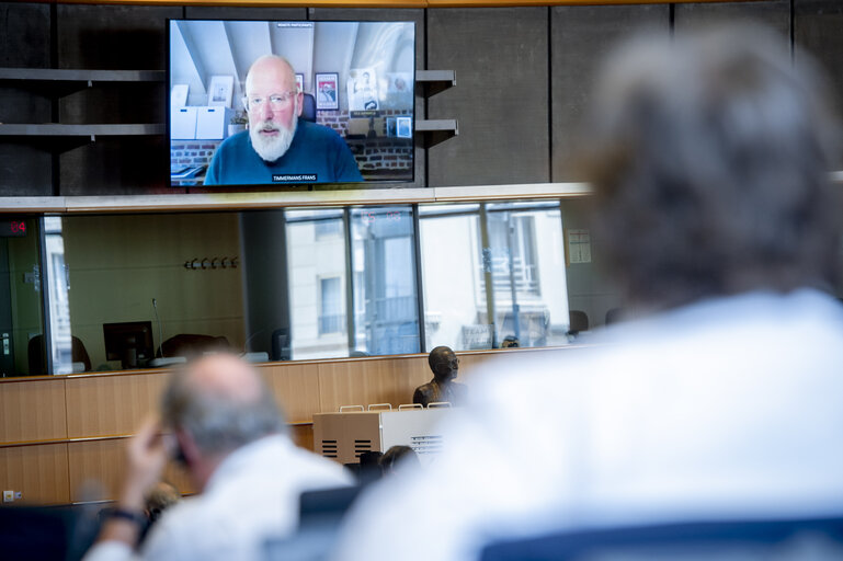 Fotografia 7: TRAN Committee meeting - Exchange of views  on the future of transport sector in the framework of the Green Deal and COVID-19 relief measures related to transport : Presentation of recent proposals by the European Commission