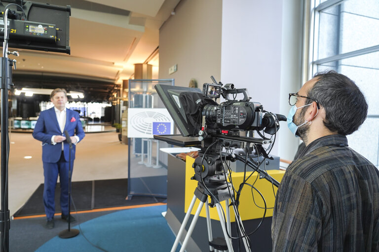 Fotografija 7: COVID-19 - Social distancing - Safety measures taken within EP Headquarters in Brussels to prevent spread of Coronavirus