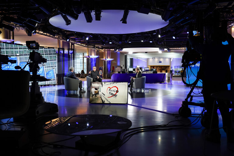 Fotogrāfija 4: David SASSOLI, EP President participates in the tv show  la faute a l'europe