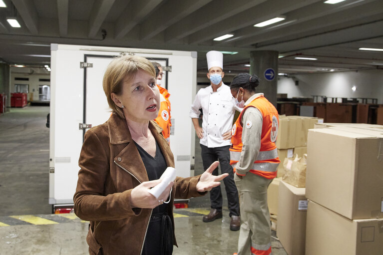 Billede 47: European Parliament in Strasbourg - EP buildings used in the fight against COVID-19 - Preparation of daily meals for people in need