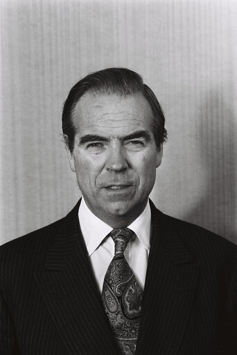 Portrait of the MEP Sir Jack STEWART-CLARK in July 1980.