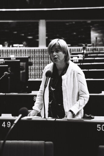 Valokuva 49: The MEP Ann CLWYD during a session in July 1980.