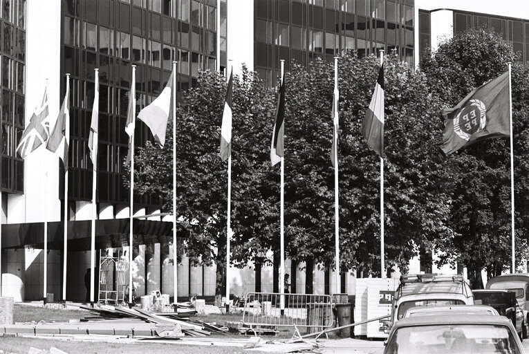 The new IPE building in StrasbourgFlags