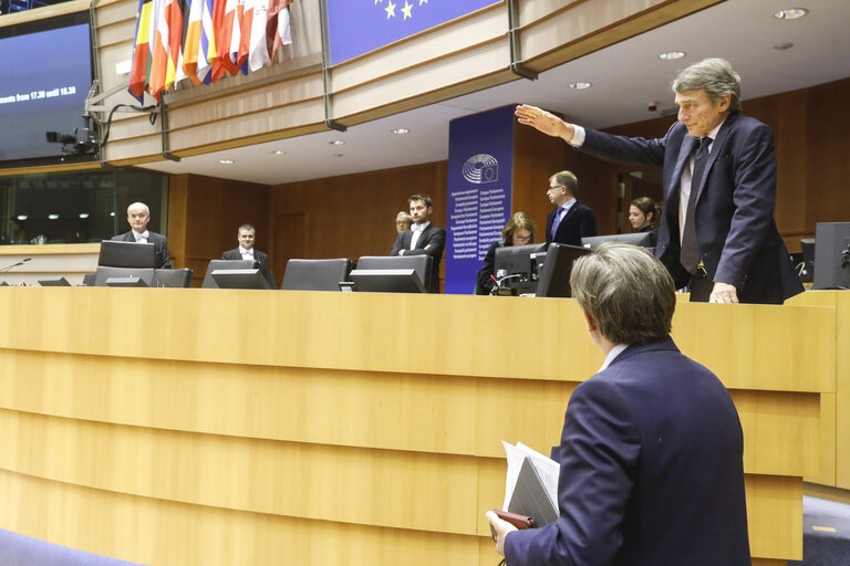 Fotografia 1: EP Extraordinary Plenary session - Votes on amendements - Opening statement by David SASSOLI, EP President