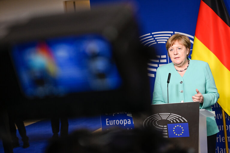 Photo 5 : Official visit of Angela MERKEL, German Chancellor for the Presentation of the programme of activities of the German Presidency - Statement