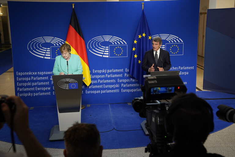 Photo 17 : Official visit of Angela MERKEL, German Chancellor for the Presentation of the programme of activities of the German Presidency - Statement