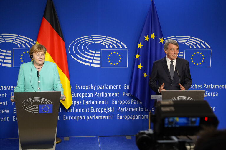 Photo 16 : Official visit of Angela MERKEL, German Chancellor for the Presentation of the programme of activities of the German Presidency - Statement