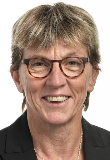 Caroline ROOSE official portrait - 9th Parliamentary term