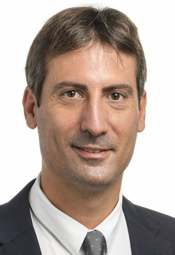 Photo 48: Jordi SOLE official portrait - 9th Parliamentary term