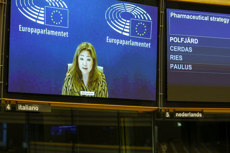 Fotografija 24: EP Plenary session - Pharmaceutical strategy for Europe